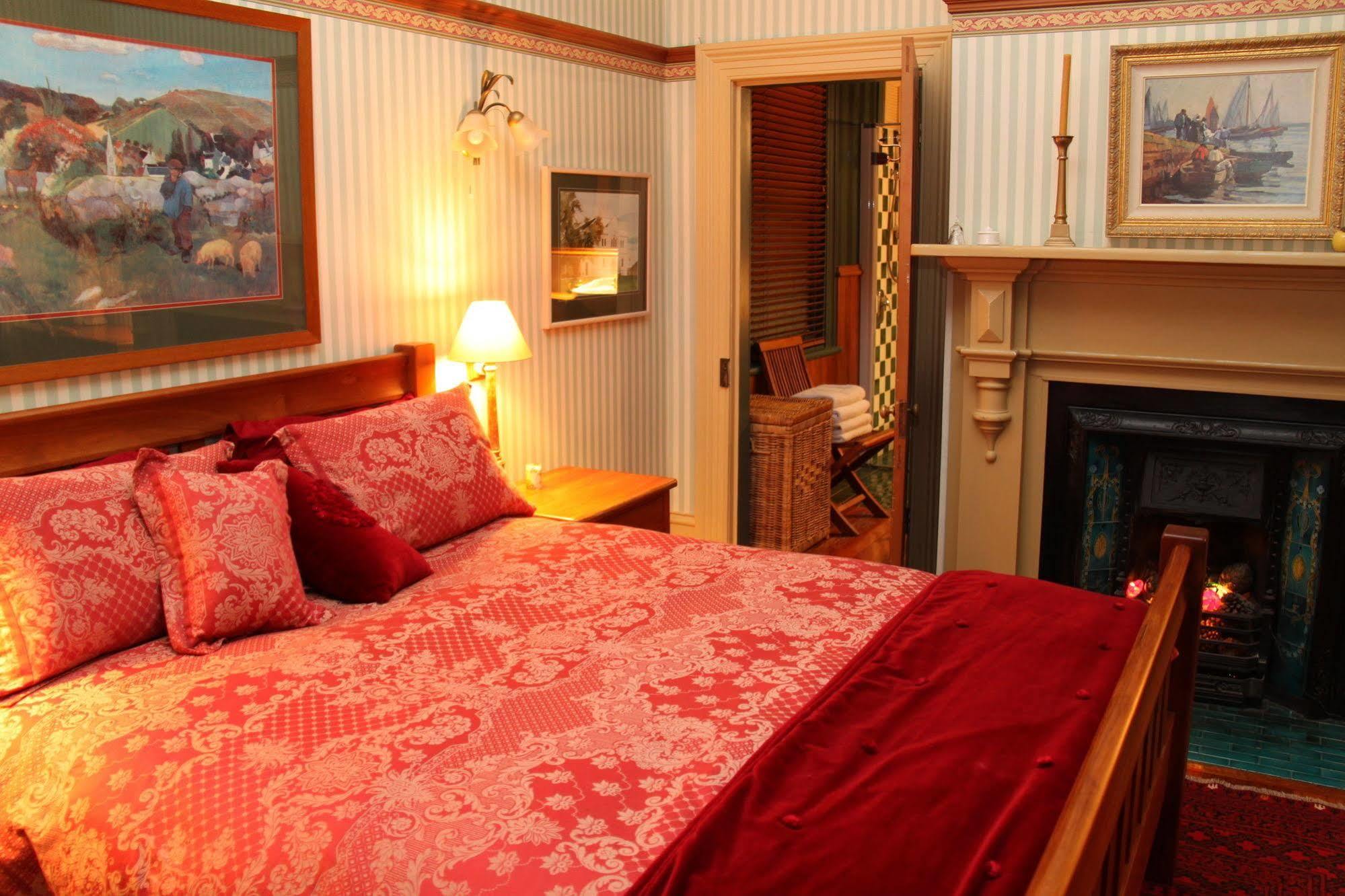 Villa Rouge B&B インバーカーギル エクステリア 写真